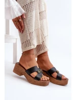 Zazoo 40412 Kožené Elegantní Dámské Žabky S Zlatým Ozdobou Černé