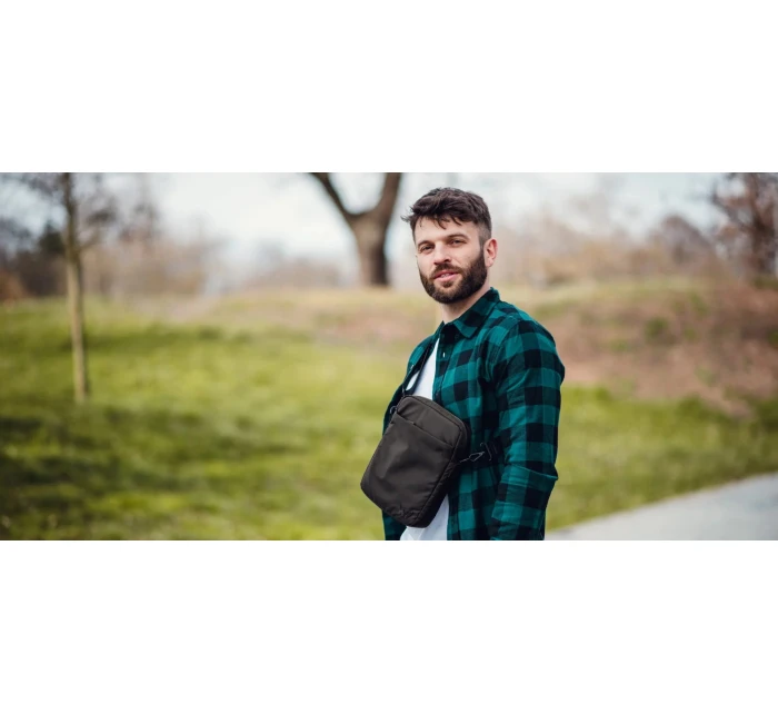 Taška VUCH Arllo Black Taška VUCH Arllo Black