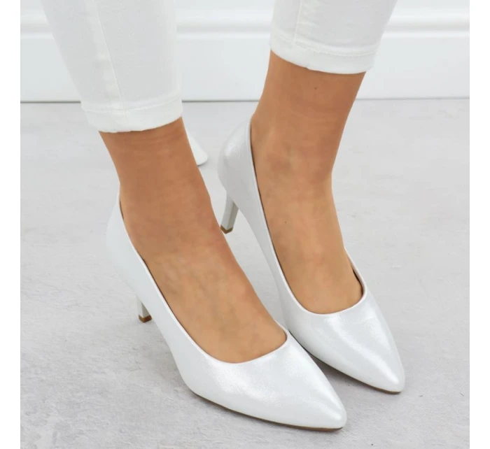 Dámské saténové stříbrné lodičky Sergio Leone 1336