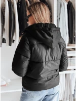 Dámská krátká péřová bunda GLAMVO s kapucí černá FashionStreet TY4950 Dámská krátká péřová bunda GLAMVO s kapucí černá FashionStreet TY4950