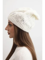 Dámská zimní čepice vlněná s ozdobnými krystalky K461 ecru