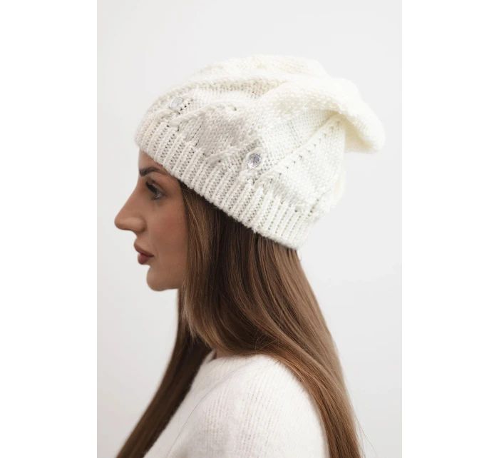 Dámská zimní čepice vlněná s ozdobnými krystalky K461 ecru