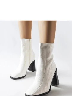 Boty na podpatku model 204772 Solea