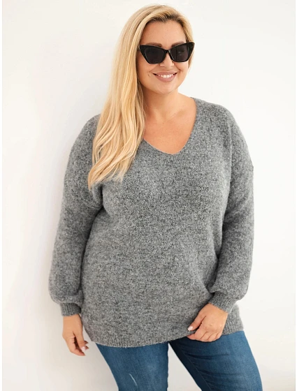 Dámský svetr Plus Size s vlnou a výstřihem do V grafitový Dámský svetr Plus Size s vlnou a výstřihem do V grafitový