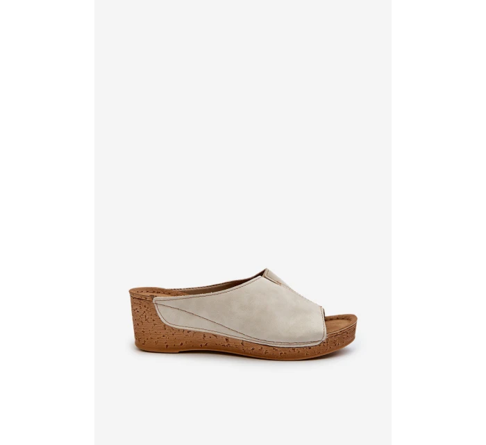 Pohodlné Dámské Sandály Na Klinu Inblu NG000002 Béžové