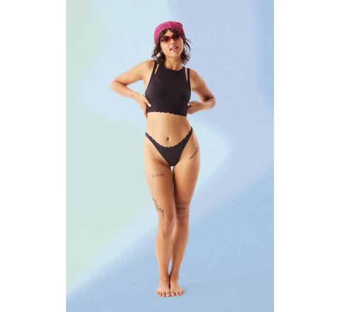 Dámská tanga ZERO Feel Bliss String - BLACK - černé 0004 - SLOGGI Dámská tanga ZERO Feel Bliss String - BLACK - černé 0004 - SLOGGI