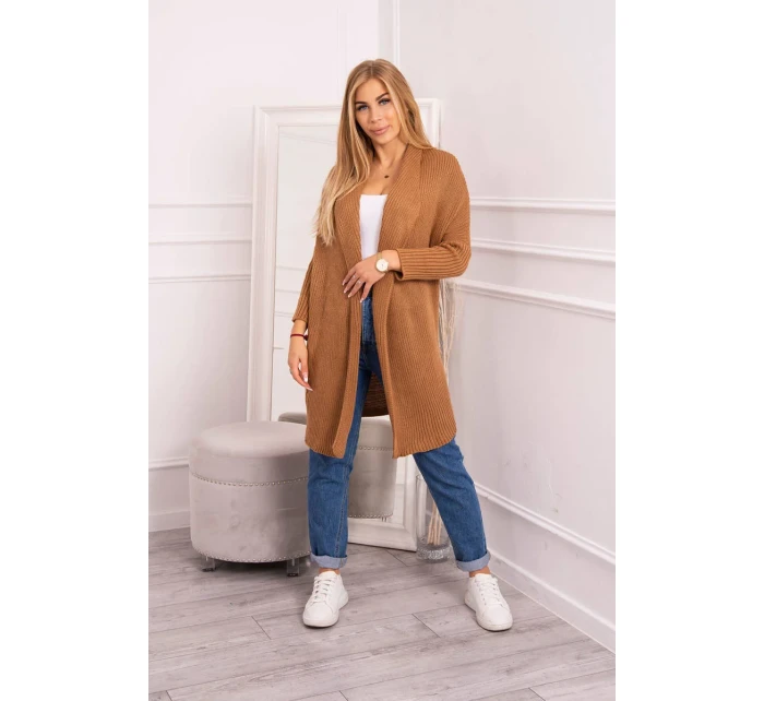 Svetr s netopýřími rukávy velbloudí