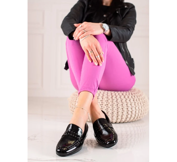 Výborné  polobotky dámské černé na plochém podpatku