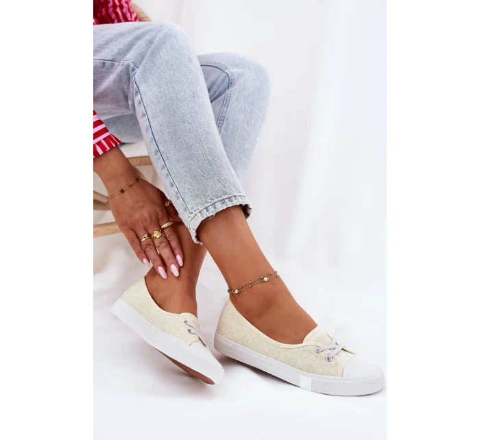Dámské tenisky s výšivkou model 21693757 béžové - Lee Cooper Dámské tenisky s výšivkou model 21693757 béžové - Lee Cooper