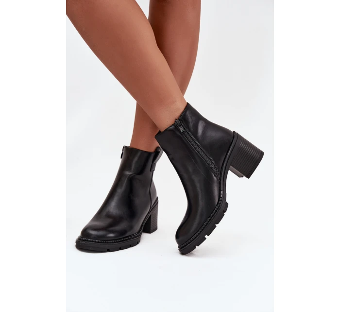 Dámské kotníkové boty na podpatku Alvena – černé