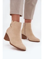 Zateplené dámské kotníkové boty na podpatku se zlatým detailem béžové model 21708228 - Boto Zateplené dámské kotníkové boty na podpatku se zlatým detailem béžové model 21708228 - Boto