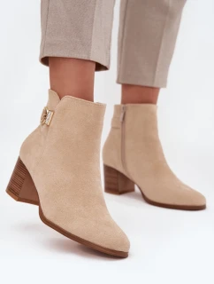 Zateplené dámské kotníkové boty na podpatku se zlatým detailem béžové Renora