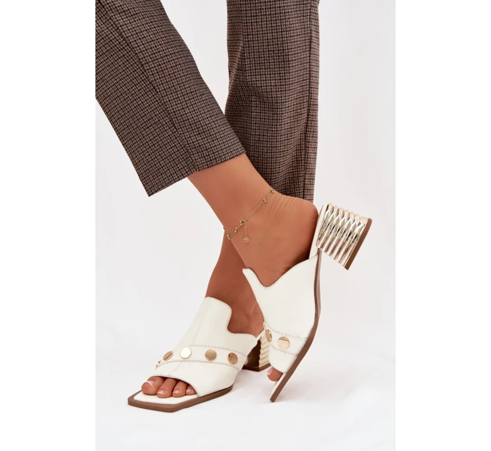 Kožené lodičky na podpatku s ozdobným páskem D&A CR61-3063 Bílé