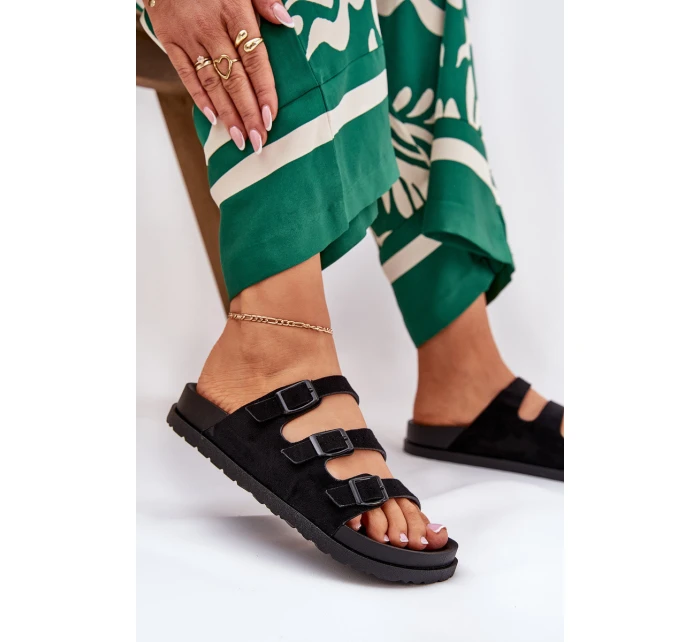 Dámské Pantofle S Pásky A Přezkami Černé model 21687468 - Boto Dámské Pantofle S Pásky A Přezkami Černé model 21687468 - Boto