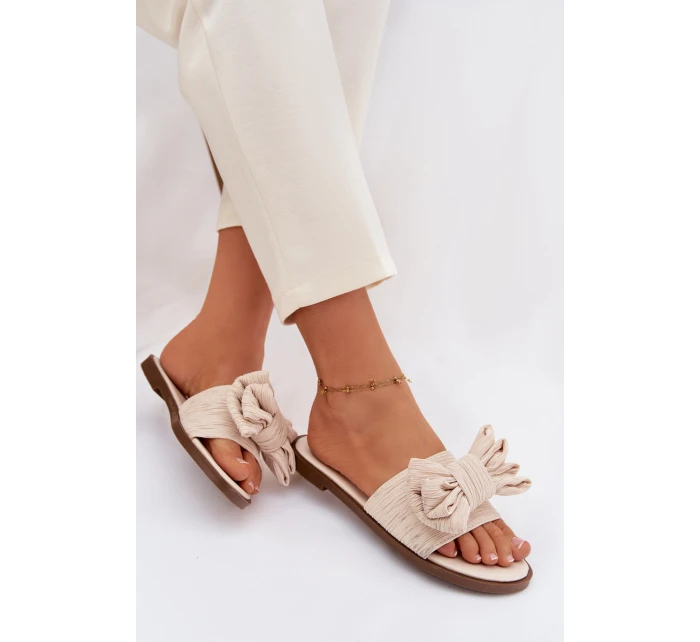 Dámské pantofle na ploché s mašlí Béžové model 21937411 - Boto