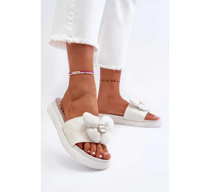 Dámské šedé sandály s ozdobou na nízké platformě Cedrella Dámské šedé sandály s ozdobou na nízké platformě Cedrella