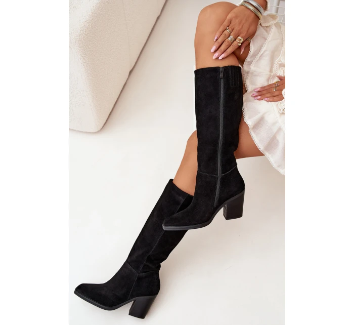 Semišové Kozačky Na Podpatku Se Zipem Černé model 21705064 - Boto