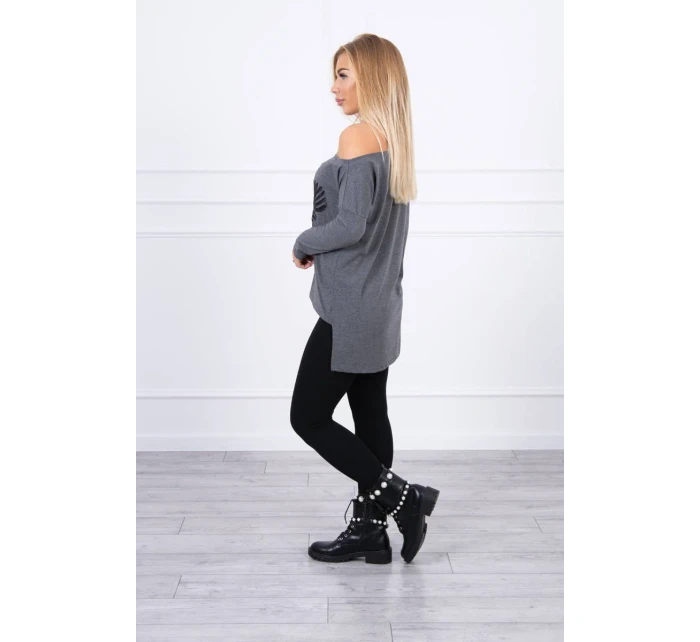 Halenka s potiskem a delšími zády v grafitové barvě Halenka s potiskem a delšími zády v grafitové barvě