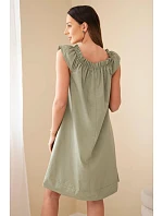 Dámské bavlněné šaty s model 22079481 výstřihem a volánem khaki - K-Fashion