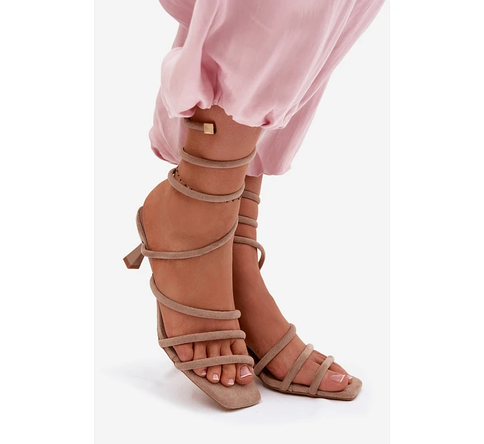 Dámské sandály na podpatku s pásky Béžové model 22103005 - Boto
