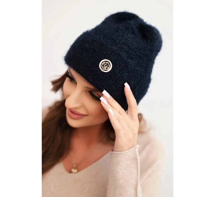 Dámská zimní čepice model 21441774 s ozdobným knoflíkem modrá - K-Fashion Dámská zimní čepice model 21441774 s ozdobným knoflíkem modrá - K-Fashion