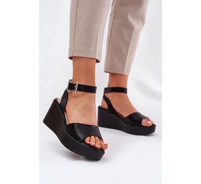 Dámské Sandály Na Klínu Černé model 21696121 - Boto Dámské Sandály Na Klínu Černé model 21696121 - Boto