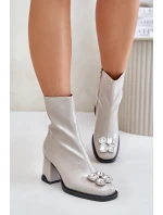 Boty na podpatku  model 202049 Step in style