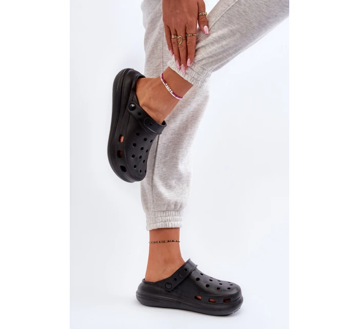 Dámské pěnové žabky černé model 21653138 - Boto Dámské pěnové žabky černé model 21653138 - Boto