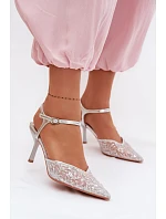 Dámské síťované sandály na jehlovém podpatku se zdobením Stříbrné model 22103201 - Boto Dámské síťované sandály na jehlovém podpatku se zdobením Stříbrné model 22103201 - Boto