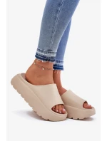 Dámské pěnové pantofle na platformě – béžové
