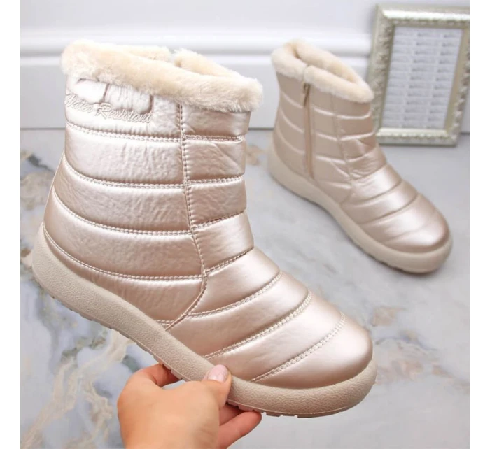 Novinky W EVE181E béžové nepromokavé lakované sněhule