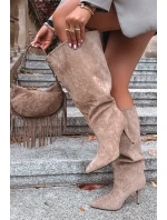 Nafukovací dámské kozačky na podpatku z eko semiše béžové model 21715329 - Boto