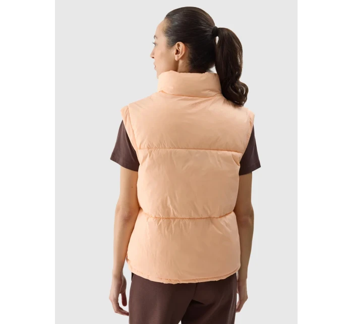 Dámská péřová vesta s výplní ze model 20437808 peří oranžová - 4F Dámská péřová vesta s výplní ze model 20437808 peří oranžová - 4F