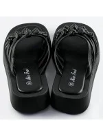 Černé dámské pantofle s plochou podrážkou (CM-59)