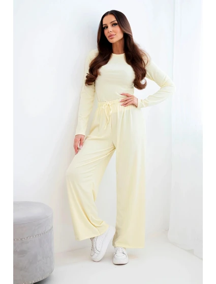 Dámská viskózová souprava s blůzkou a širokými kalhotami žlutý