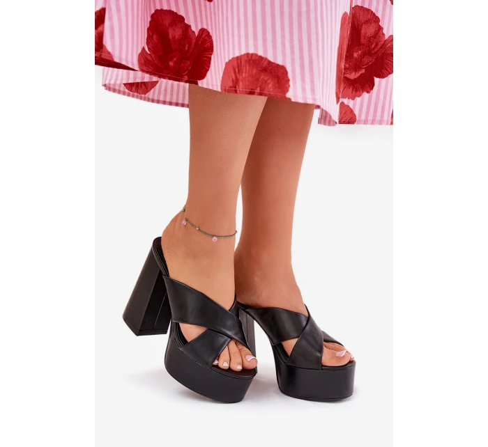 Dámské Pantofle Na Platformě A Podpatku Černé model 21688165 - Boto Dámské Pantofle Na Platformě A Podpatku Černé model 21688165 - Boto