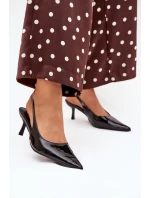 Lakované Lodičky Na Podpatku S Černé model 21704613 - Boto Lakované Lodičky Na Podpatku S Černé model 21704613 - Boto