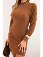 Dámské pletené šaty s polo límcem z měkké v tmavě model 21314698 - K-Fashion