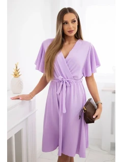 Šaty s vrstveným výstřihem světle fialová