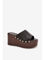 Dámské pantofle na platformě s cvočky černé Mareline