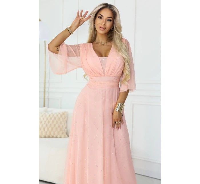 Dlouhé třpytivé plus size šaty s výstřihem a rukávy broskvová barva model 21961748 - numoco basic