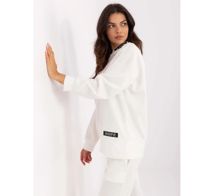 Bluza DHJ BL model 20863017 ecru - FPrice