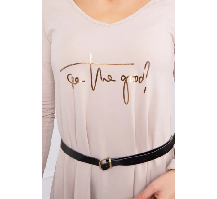 Šaty s ozdobným páskem a nápisem beige