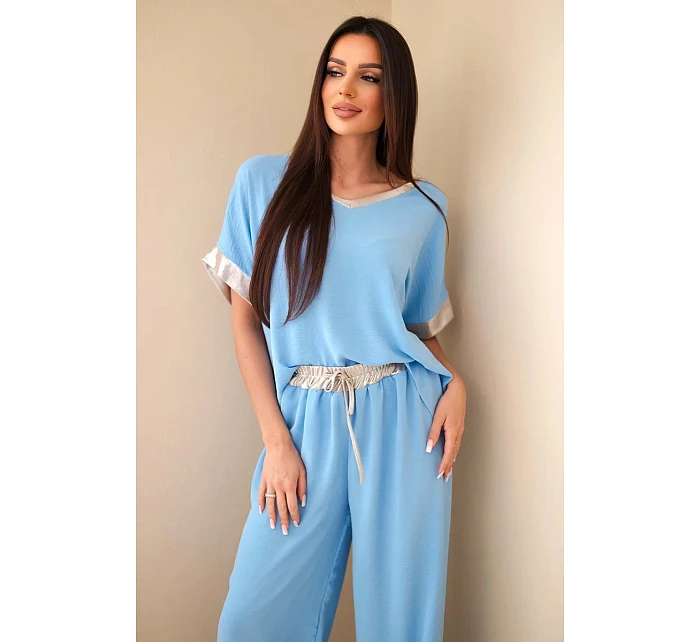 Komplet z viskózy se zlatým lemem modrý