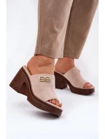 Dámské pantofle na masivním podpatku se zlatým detailem Vinceza – béžové