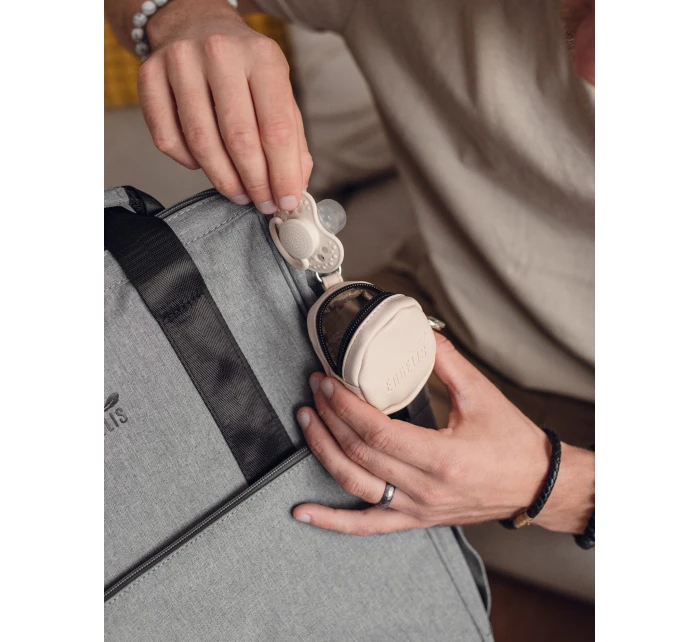 Pouzdro na dudlík Engelis Vuch Dummie Beige