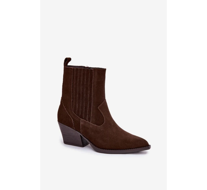 Dámské semišové “kovbojky” na sloupku – čokoládové Dylira Dámské semišové “kovbojky” na sloupku – čokoládové Dylira