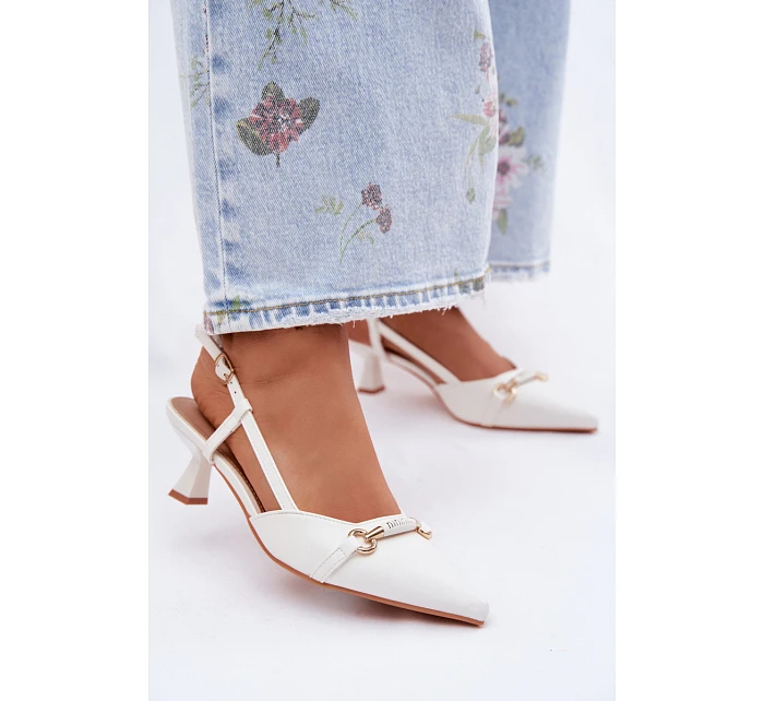 Dámské sandály na podpatku s  bílé model 22122516 - Boto