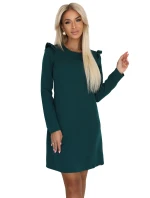Elegantní trapézové šaty s volánky na ramenou lahvově zelené model 21290299 - numoco