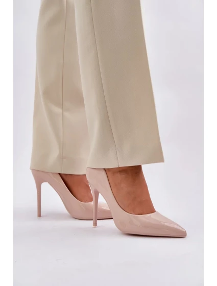 Lakované lodičky se špičatou špičkou Vizana – béžové Lakované lodičky se špičatou špičkou Vizana – béžové